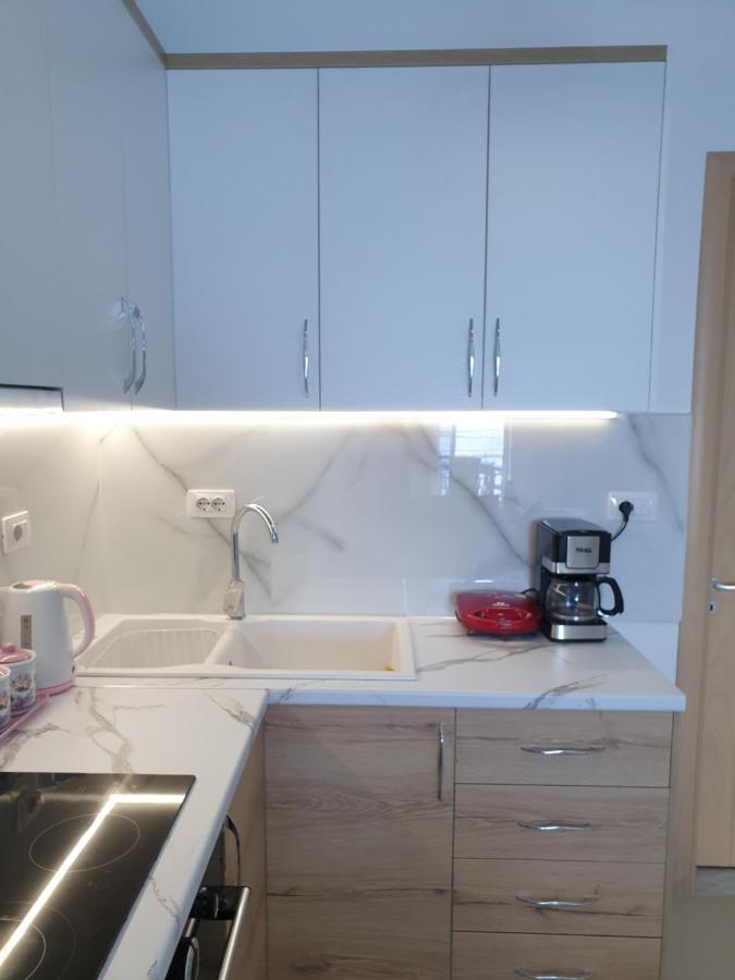Hera Premium Apartments Саранда Екстер'єр фото